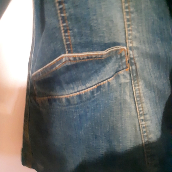 (M)🚨Pelican Cove Vintage Distressed Jean Jacket🚨 Ptp 17.5× L24" - Picture 7 of 9